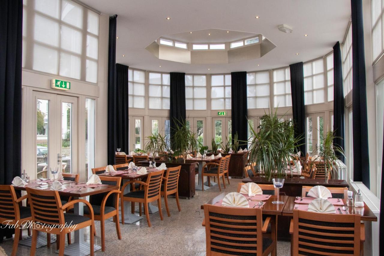 Hotel 2000 Valkenburg Valkenburg aan de Geul ภายนอก รูปภาพ