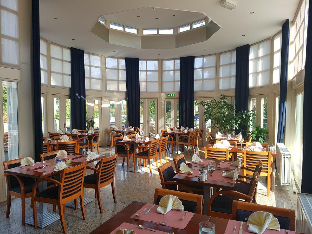 Hotel 2000 Valkenburg Valkenburg aan de Geul ภายนอก รูปภาพ