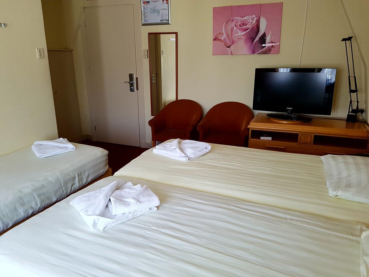 Hotel 2000 Valkenburg Valkenburg aan de Geul ภายนอก รูปภาพ