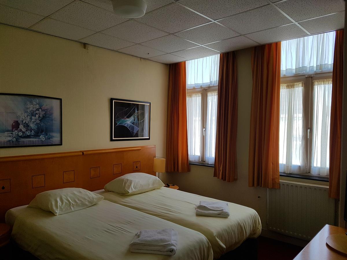 Hotel 2000 Valkenburg Valkenburg aan de Geul ภายนอก รูปภาพ
