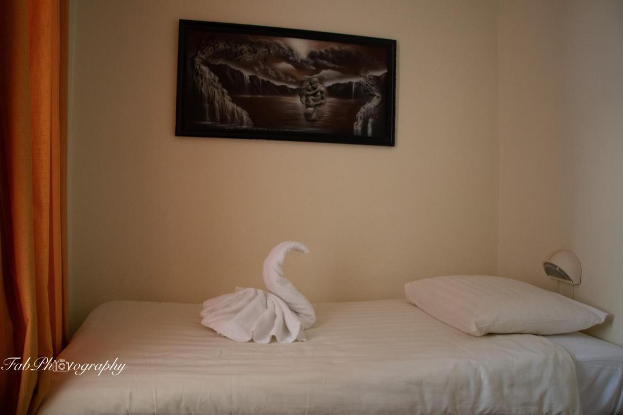 Hotel 2000 Valkenburg Valkenburg aan de Geul ภายนอก รูปภาพ